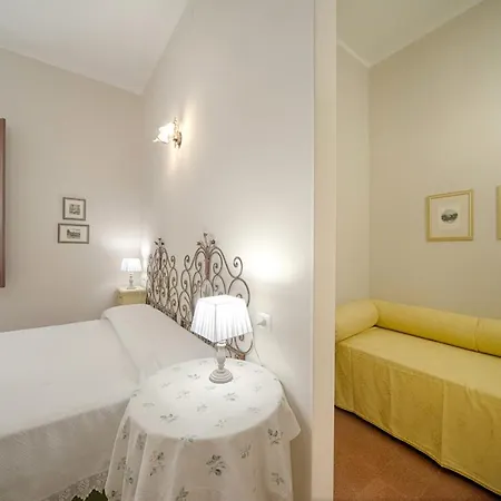 A Casa Di Teresa Alojamento de Acomodação e Pequeno-almoço Olbia
